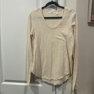 Wilt Cream Long Sleeve Women's Tee